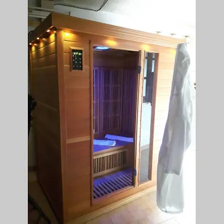 Fede Con Piscina Parco Privato E Sauna Villa Colico