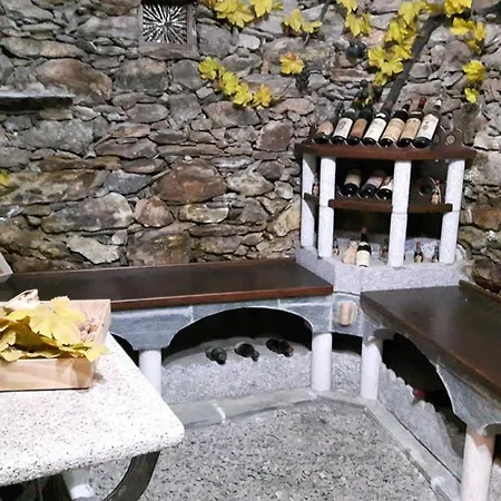 Fede Con Piscina Parco Privato E Sauna וילה
