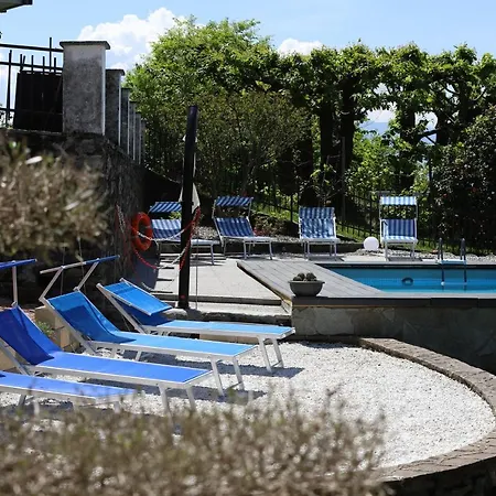 Villa Fede Con Piscina Parco Privato E Sauna Colico